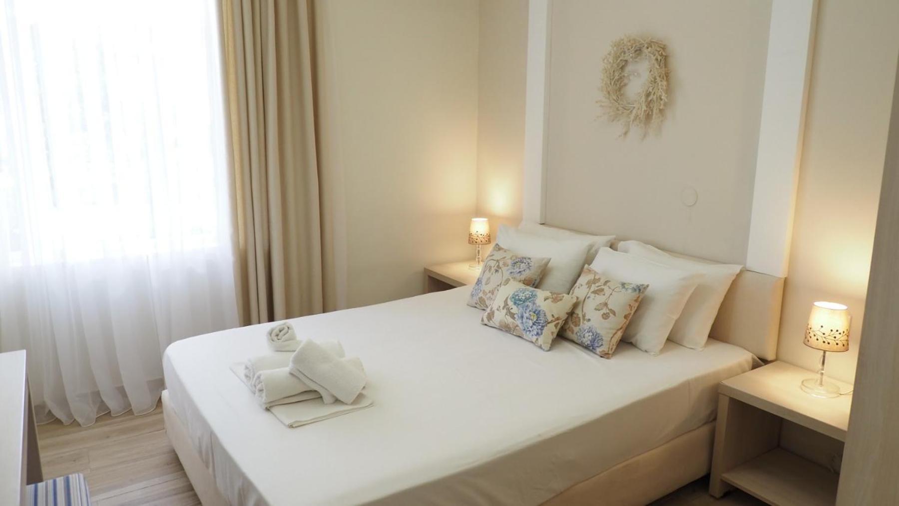 Leonidas Apartments And Suites Mola Kalyva Zewnętrze zdjęcie