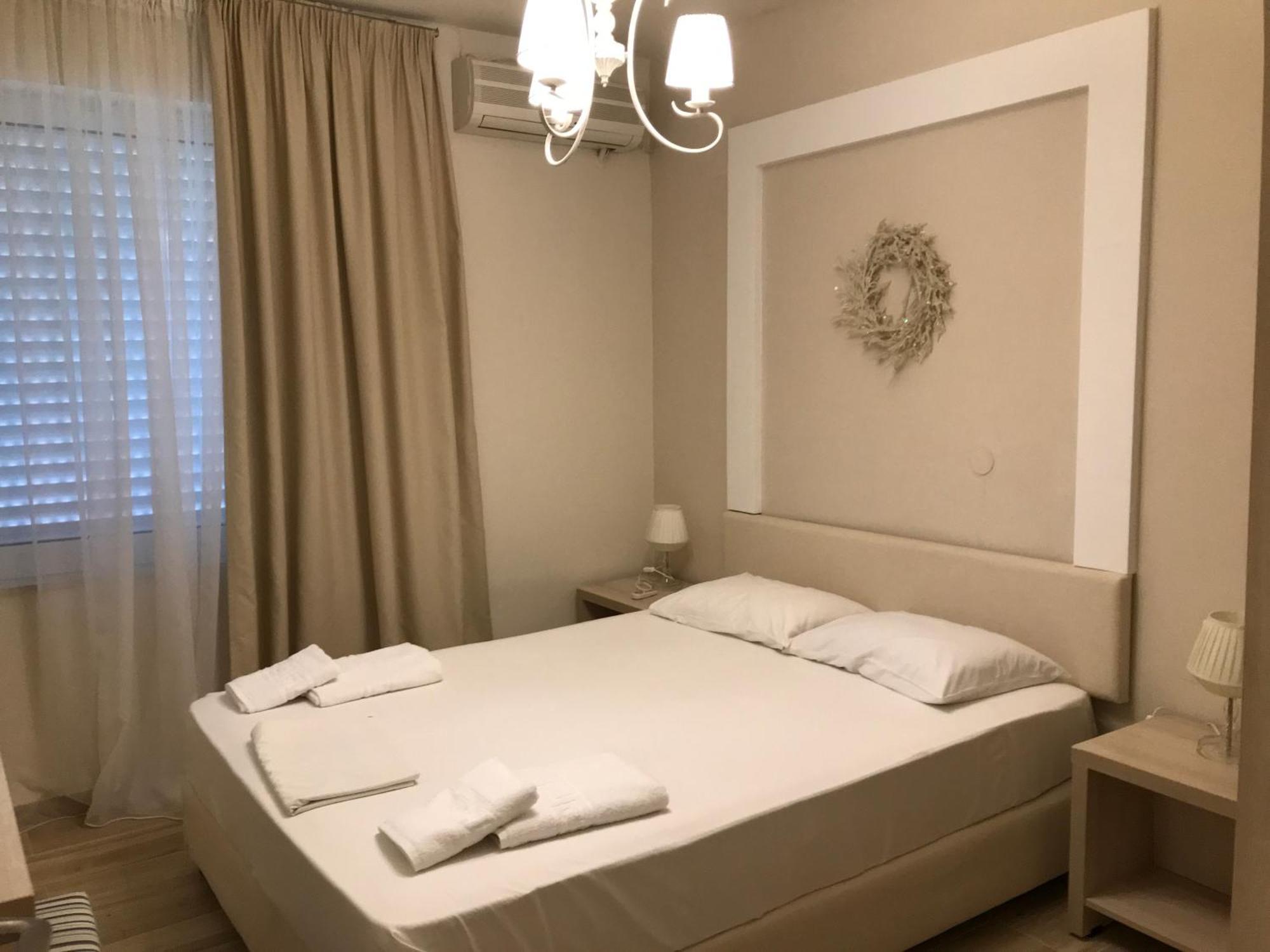 Leonidas Apartments And Suites Mola Kalyva Zewnętrze zdjęcie